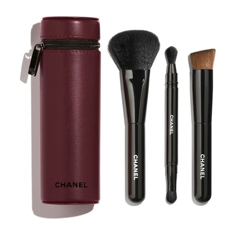 les pinceaux de chanel blush brush|LES PINCEAUX DE CHANEL Kabuki Brush.